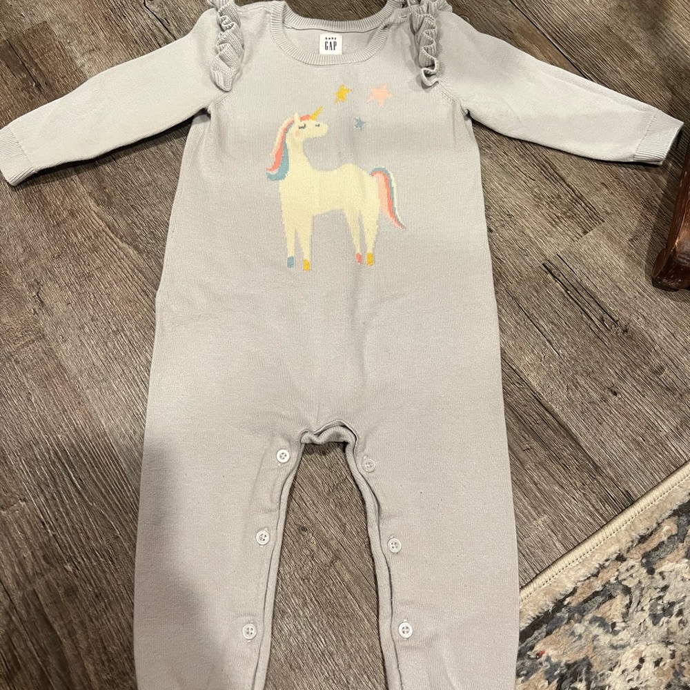 Baby girl jumper